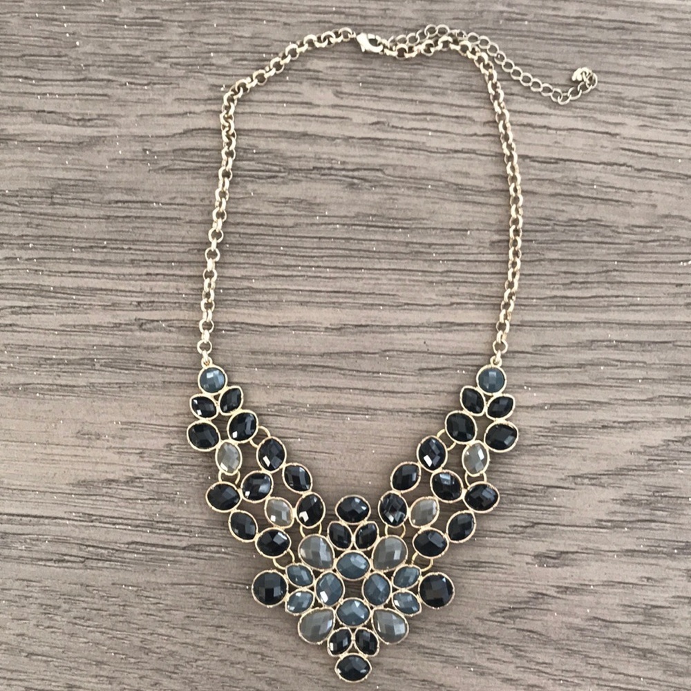 Jewled necklace